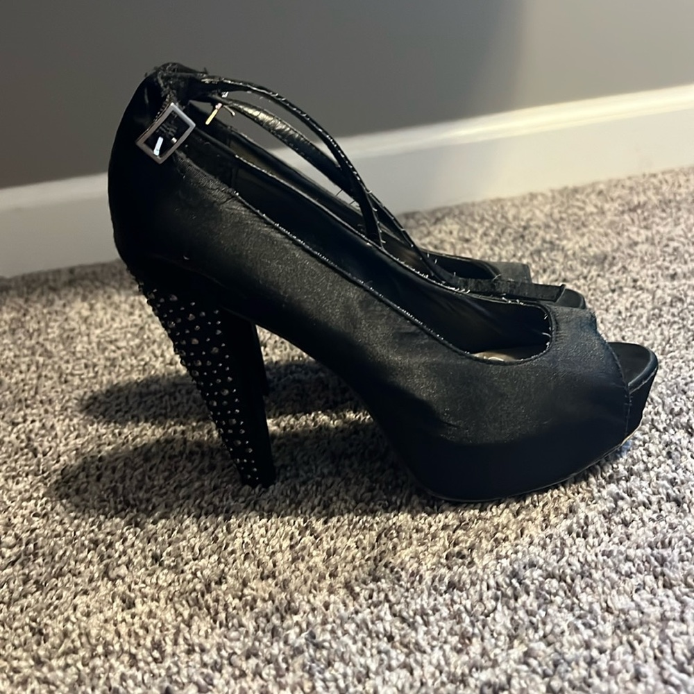 Women’s high heels